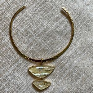 Kendra Scott Margot White Abalone Necklace in Vintage Gold
